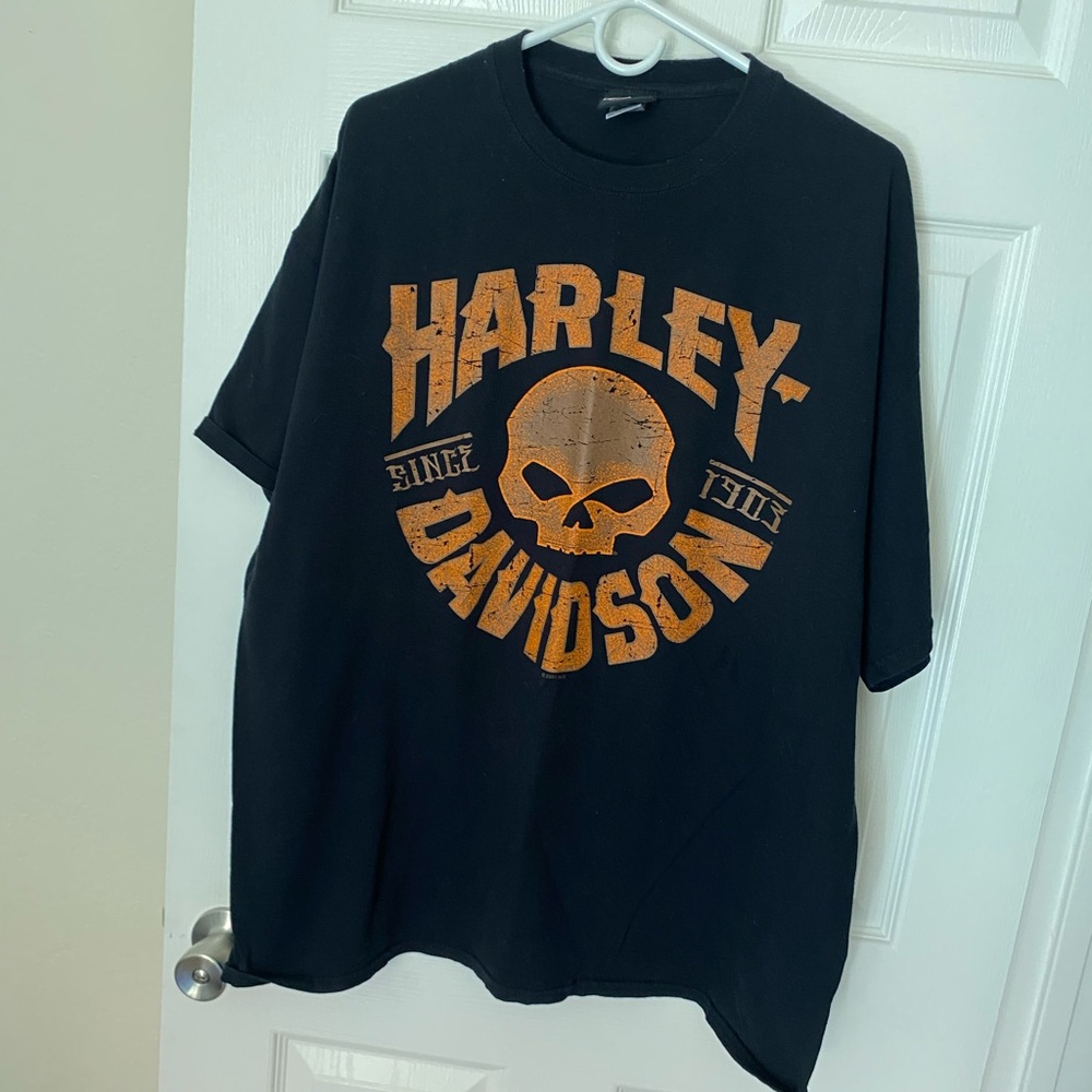 Harley-Davidson Men’s Black Tee with Orange Emblem, Fresno, California, Size XXL